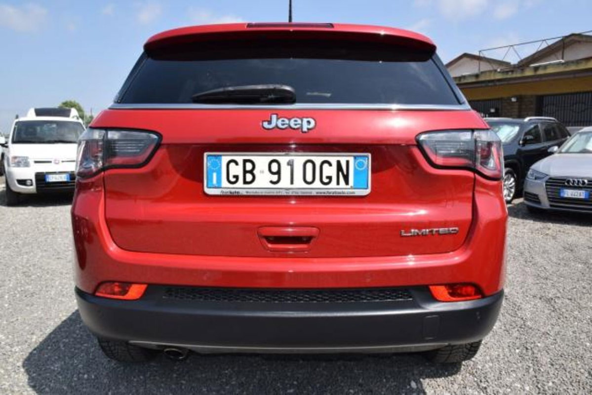 Jeep Compass 1.6 Multijet II 2WD Limited (19)