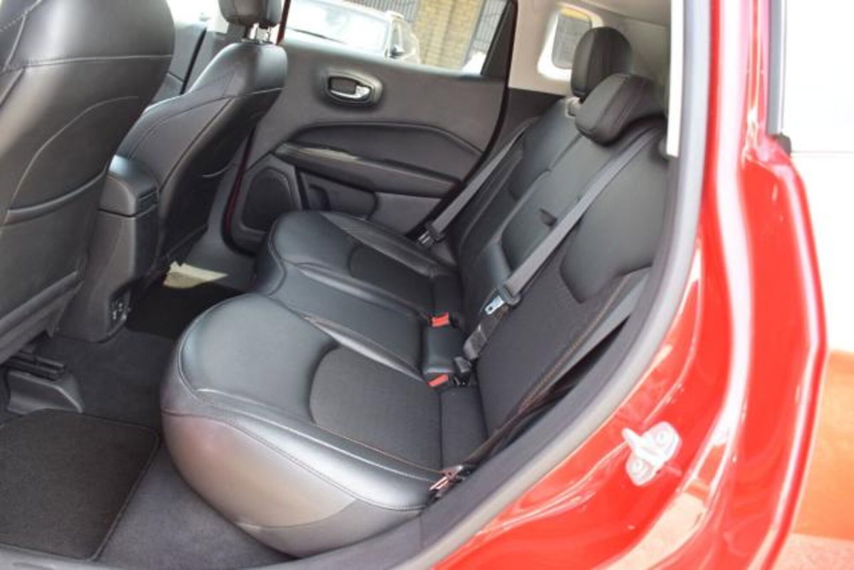 Jeep Compass 1.6 Multijet II 2WD Limited (8)