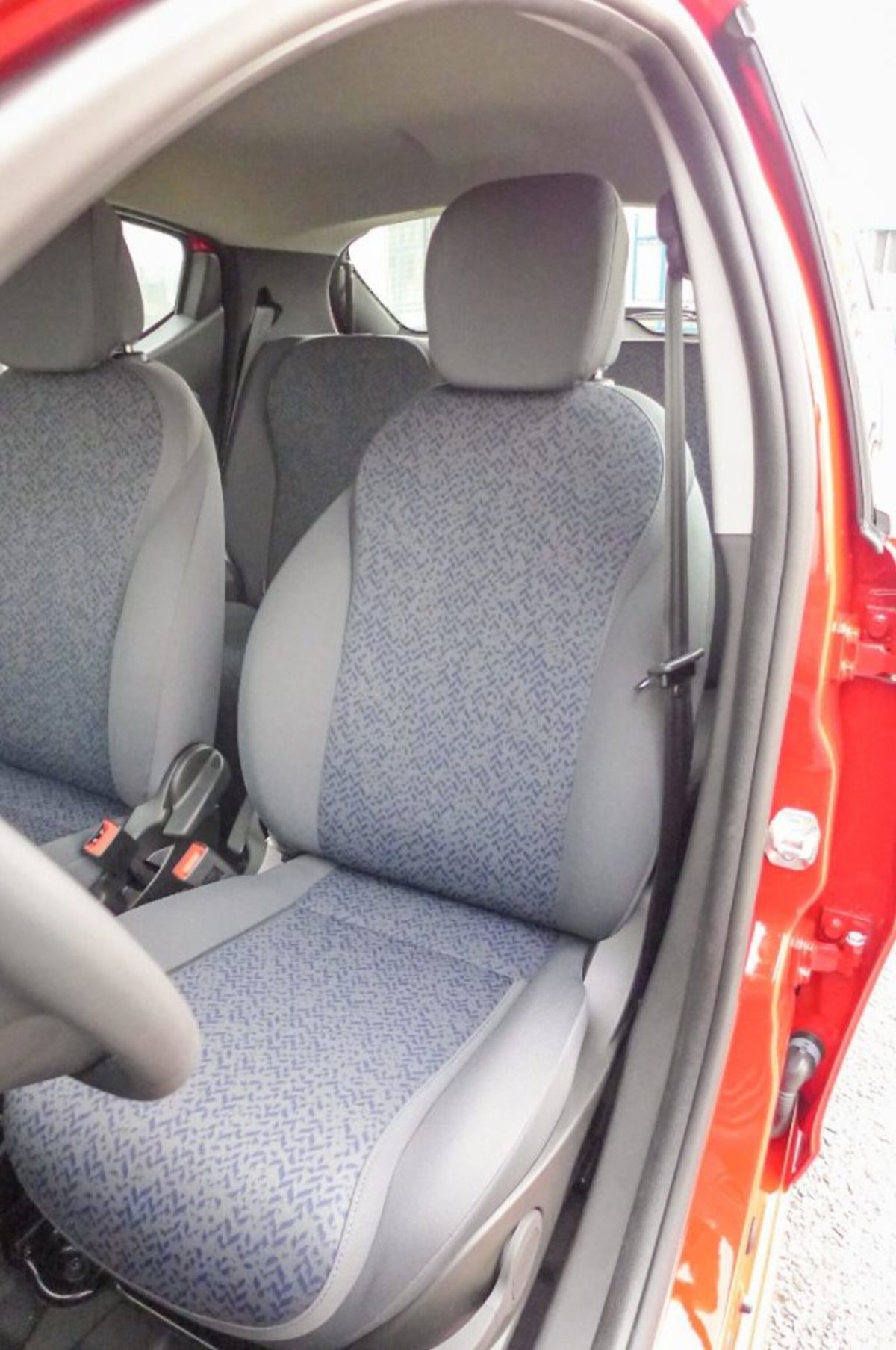 Lancia Ypsilon 1.0 FireFly 5 porte S&S Hybrid Ecochic Gold (9)