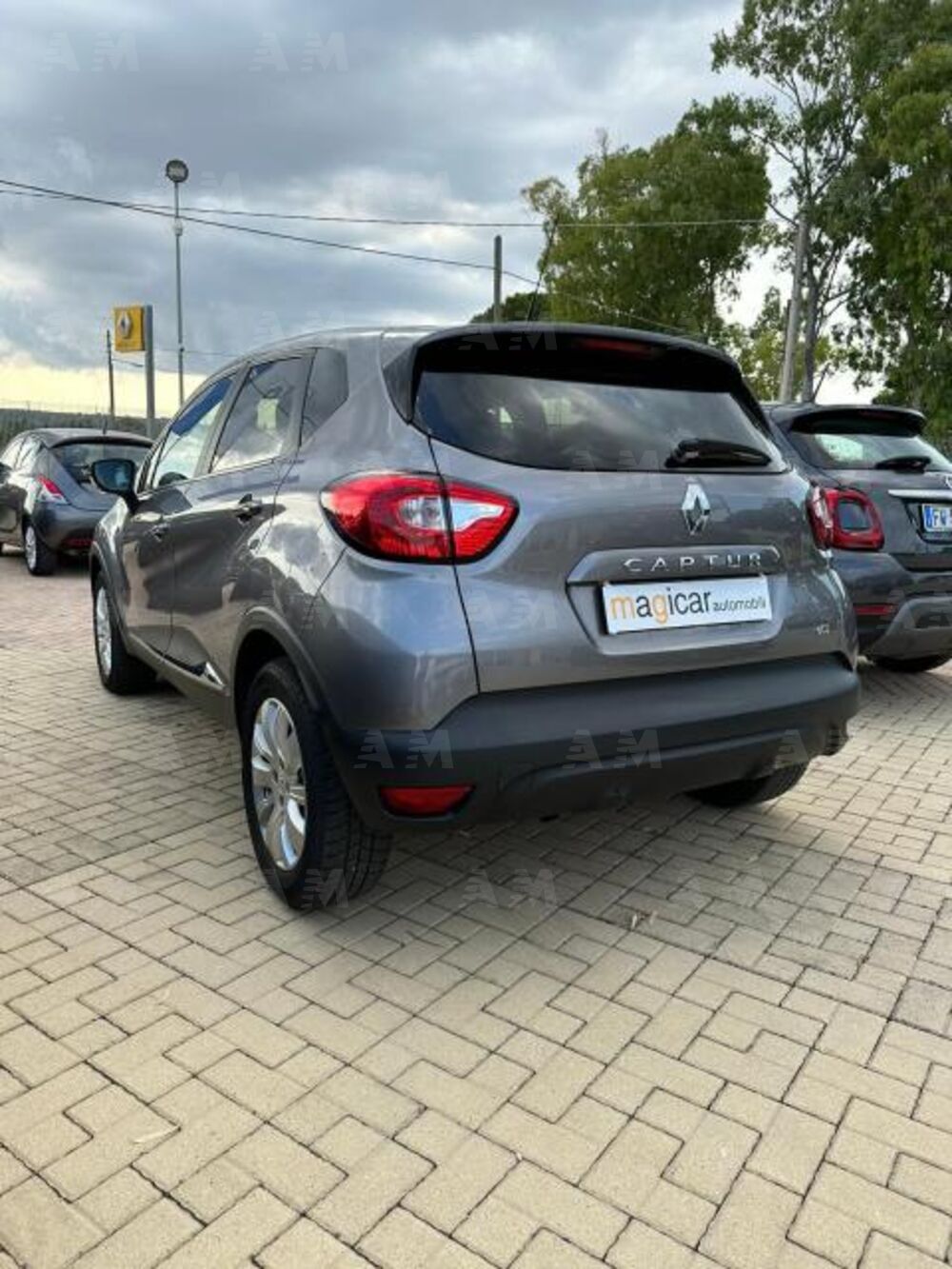 Renault Captur 1.5 dCi 8V 90 CV EDC Energy R-Link (5)