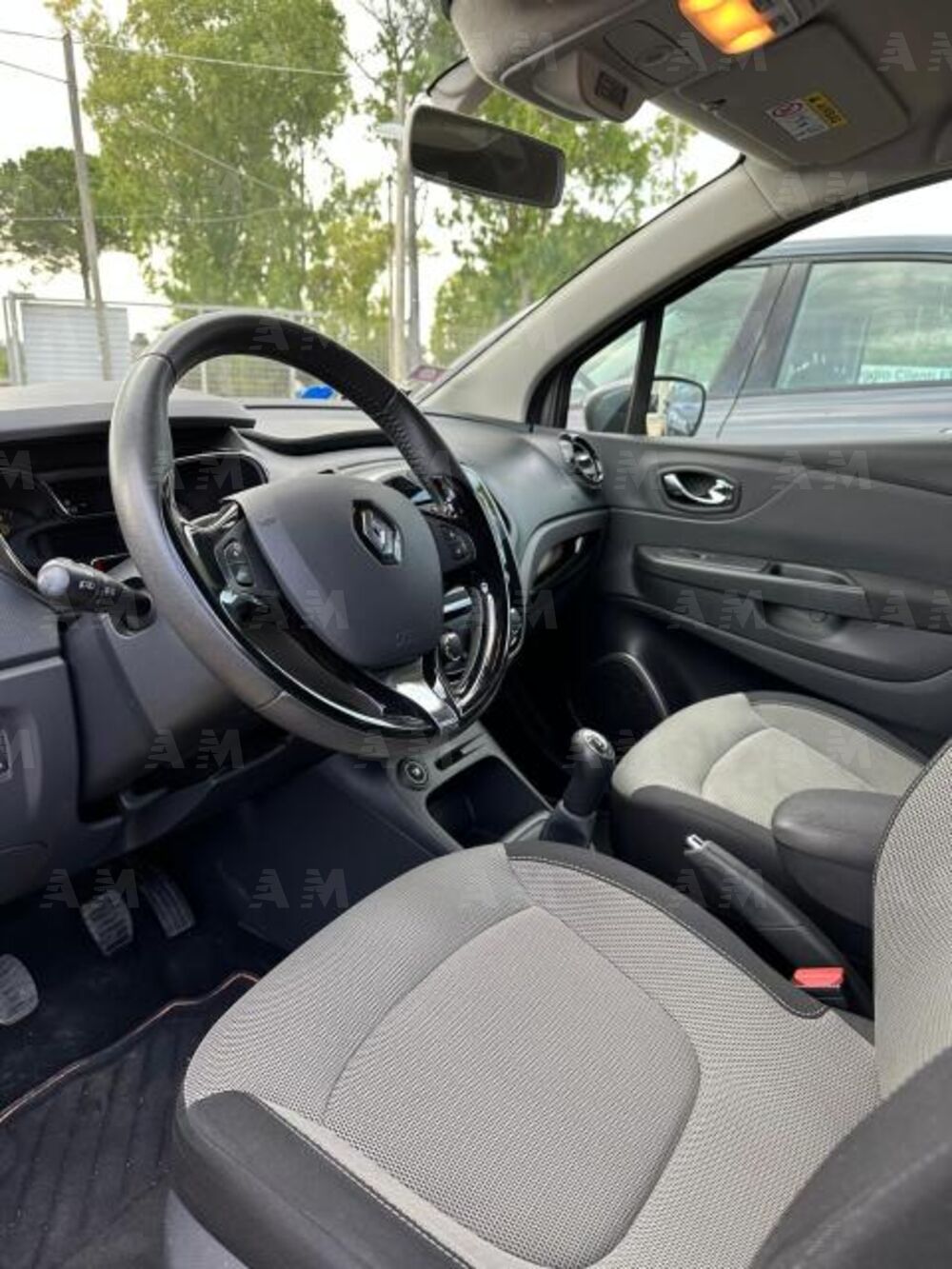 Renault Captur 1.5 dCi 8V 90 CV EDC Energy R-Link (8)