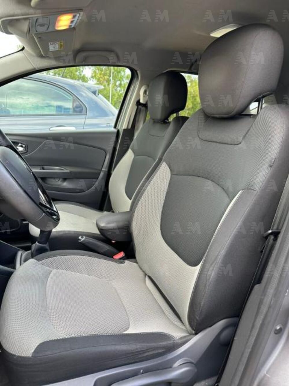 Renault Captur 1.5 dCi 8V 90 CV EDC Energy R-Link (9)