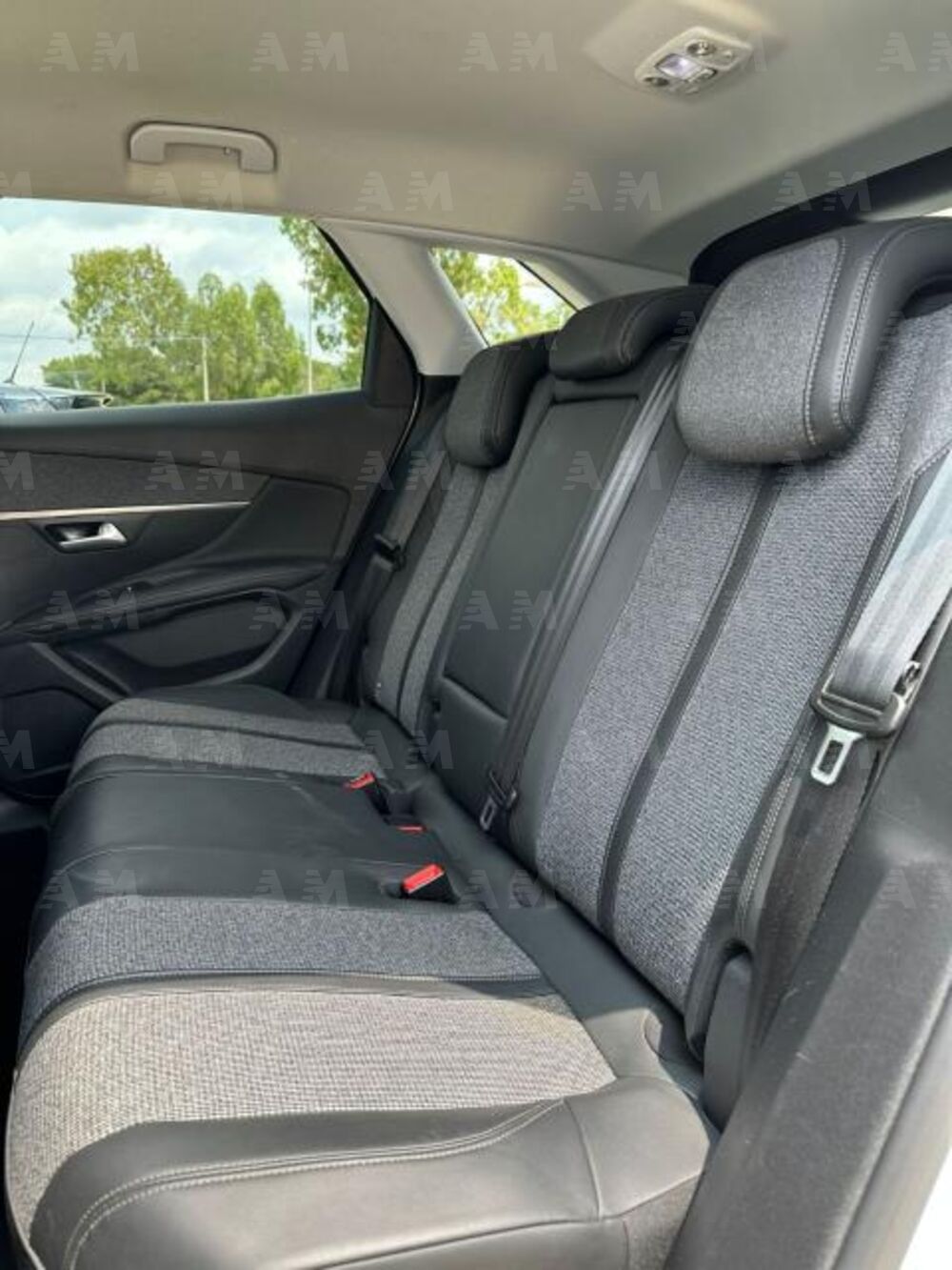 Peugeot 3008 BlueHDi 130 S&S Business (10)