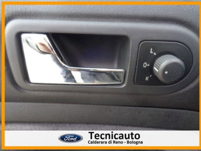 Volkswagen Golf 1.6 cat 3 porte Comfortline (17)