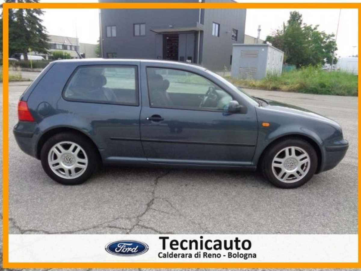 Volkswagen Golf 1.6 cat 3 porte Comfortline (4)