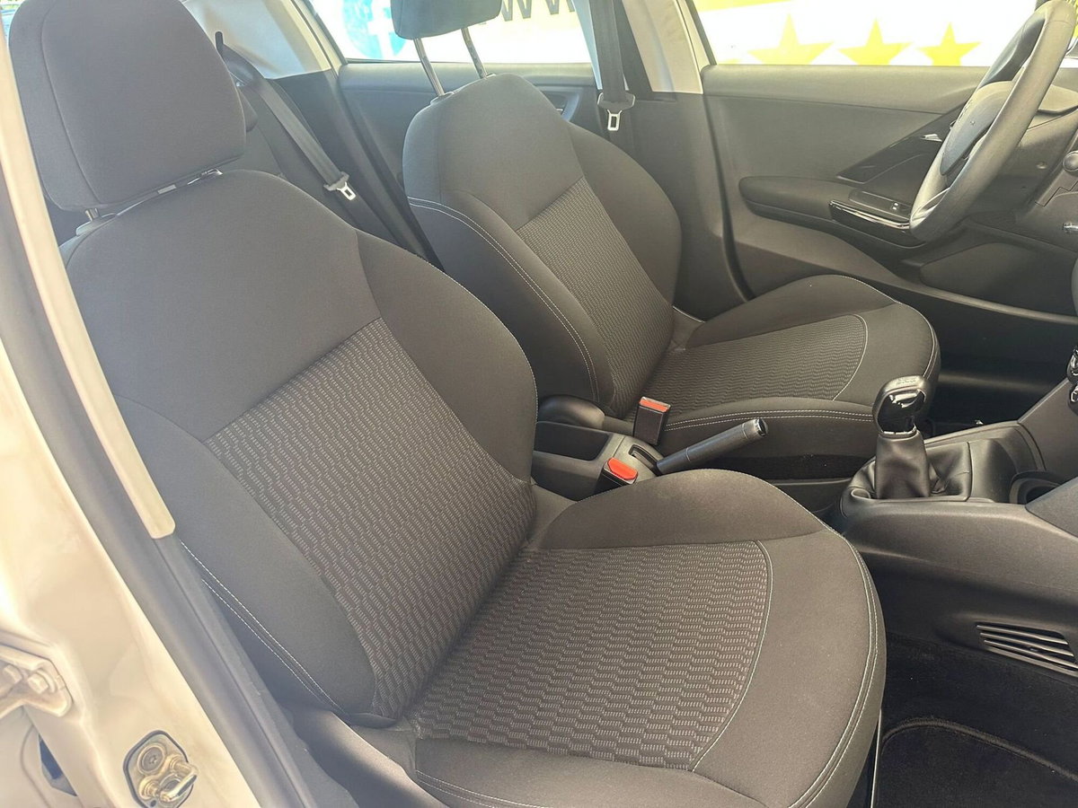 Peugeot 208 75 5 porte Active (14)