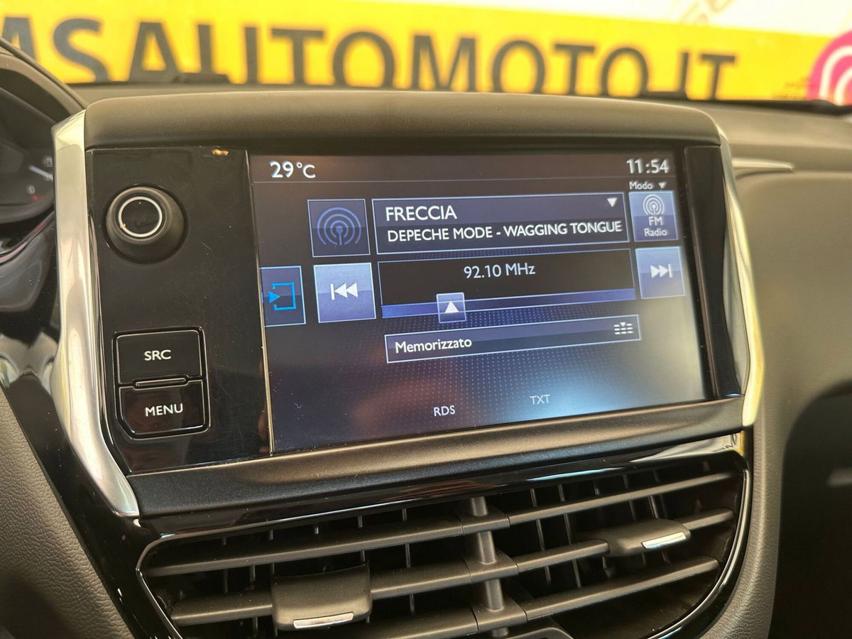 Peugeot 208 75 5 porte Active (15)