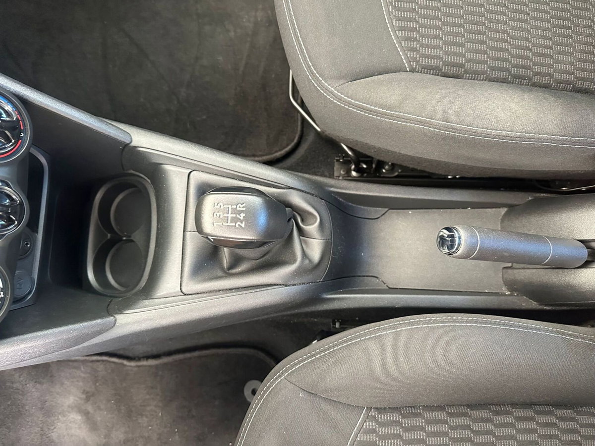 Peugeot 208 75 5 porte Active (19)