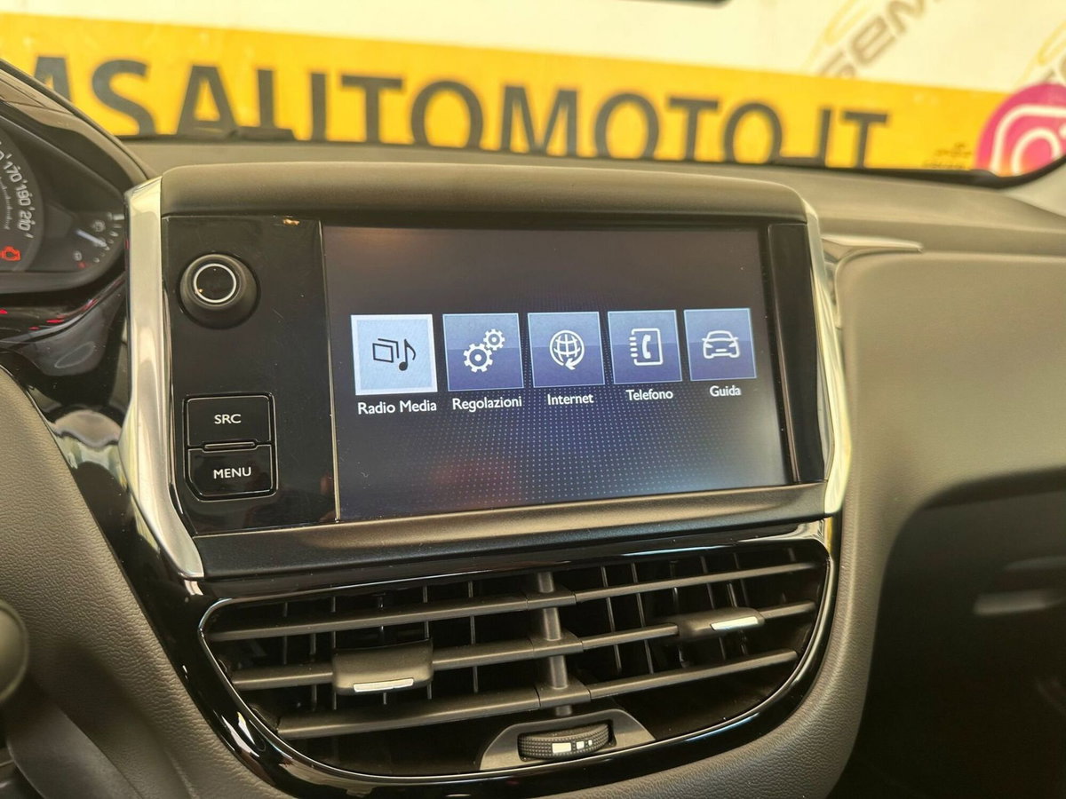 Peugeot 208 75 5 porte Active (9)