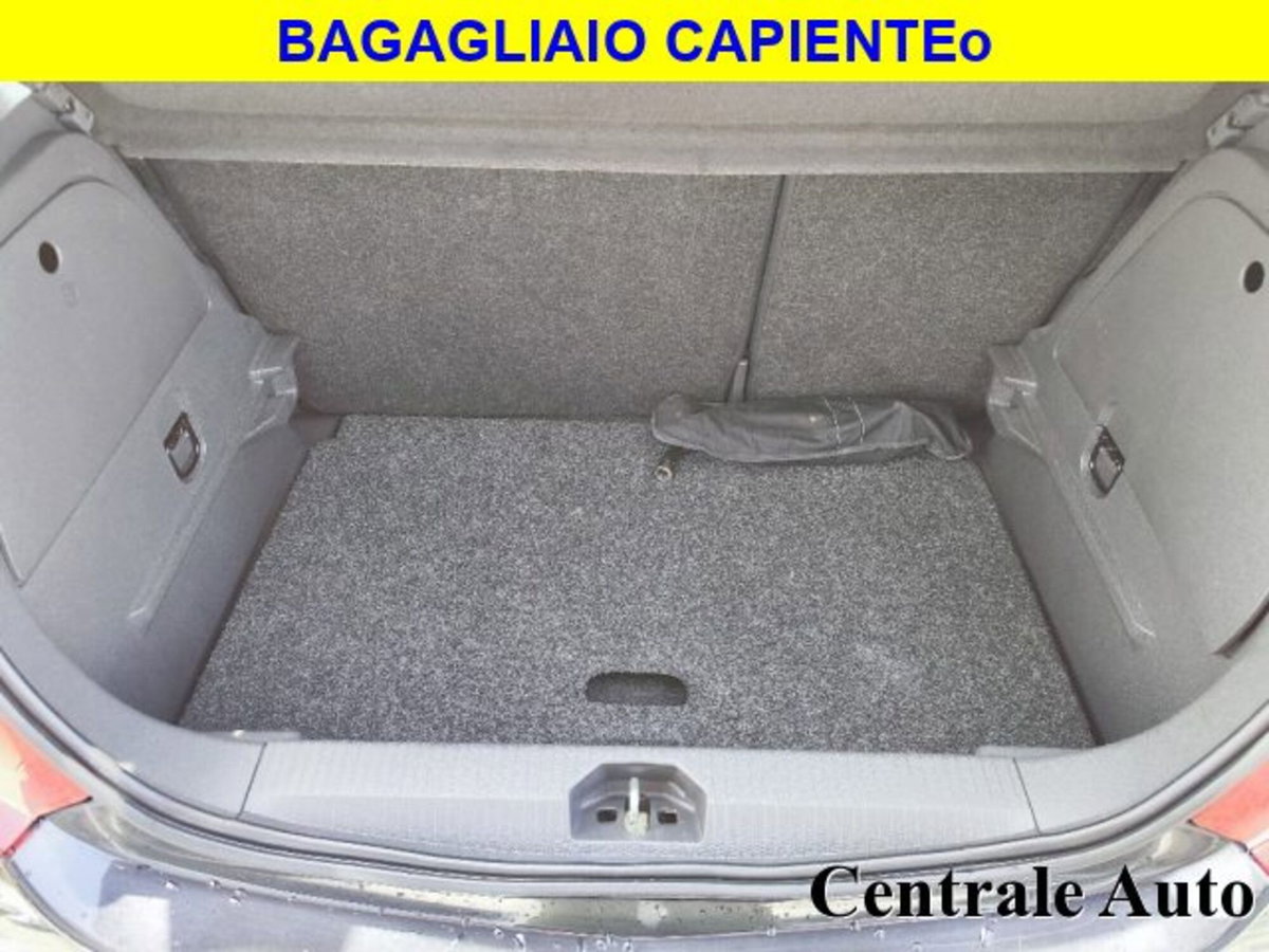 Opel Corsa 1.3 CDTI 90CV 3 porte Enjoy (12)