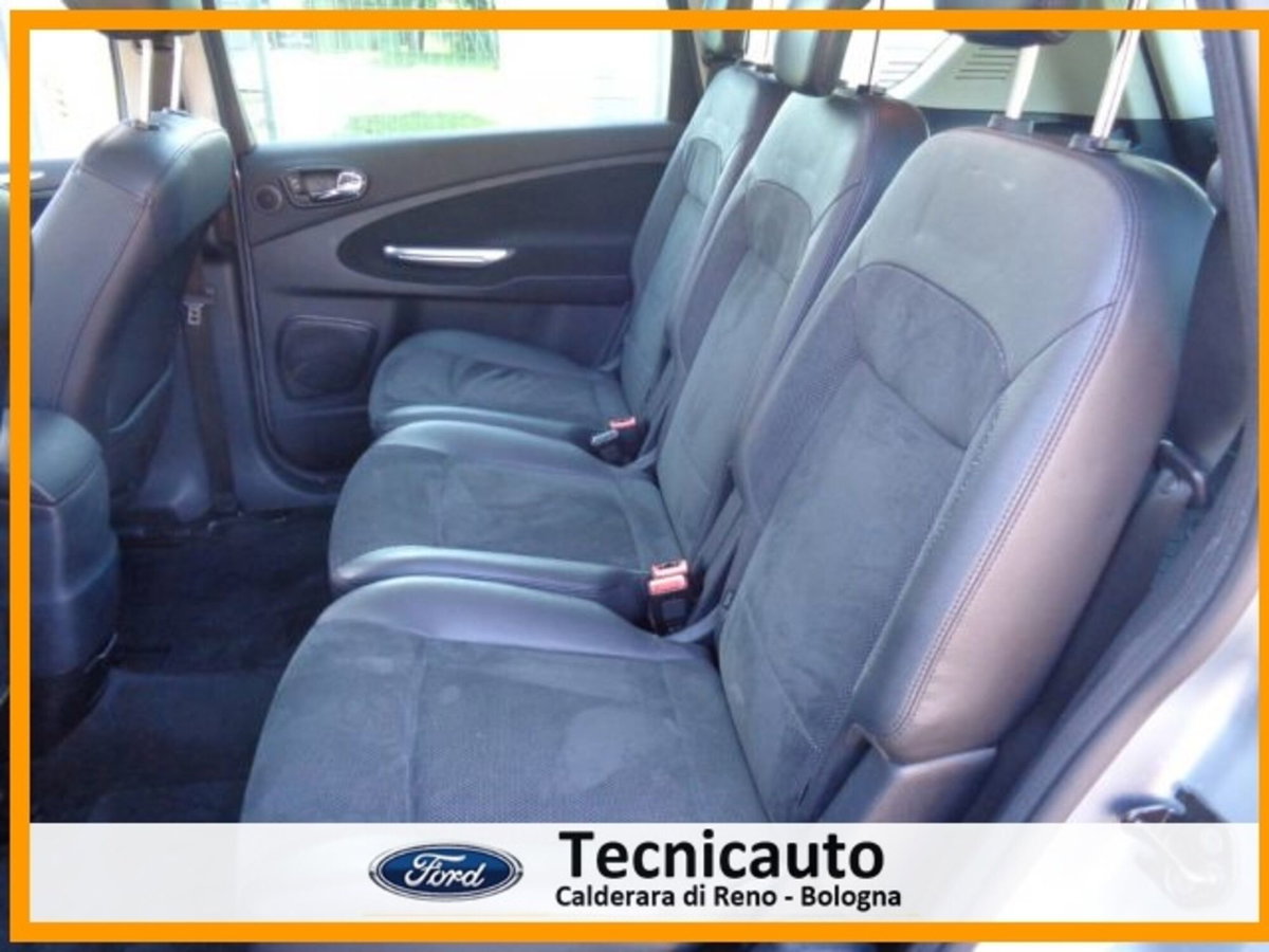 Ford S-Max 2.0 TDCi 140CV Titanium (10)