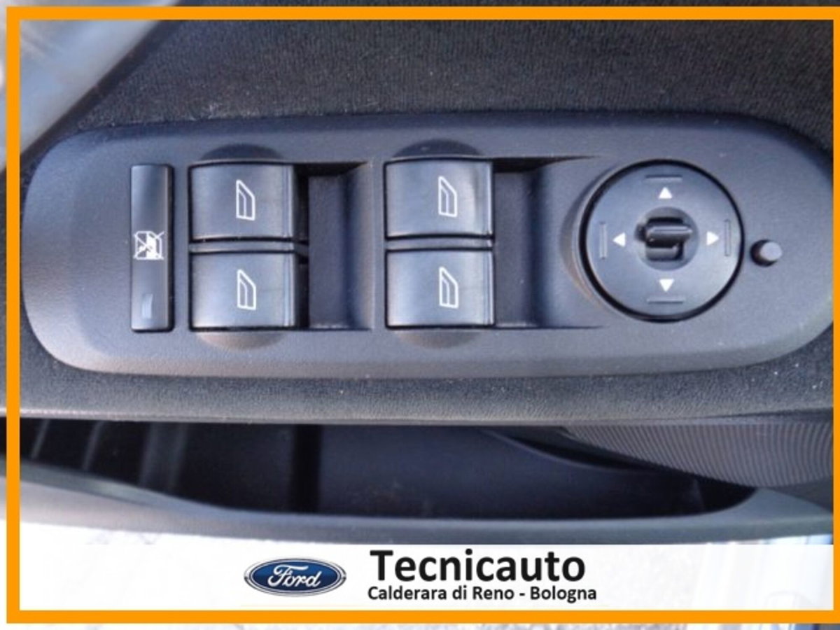 Ford S-Max 2.0 TDCi 140CV Titanium (14)