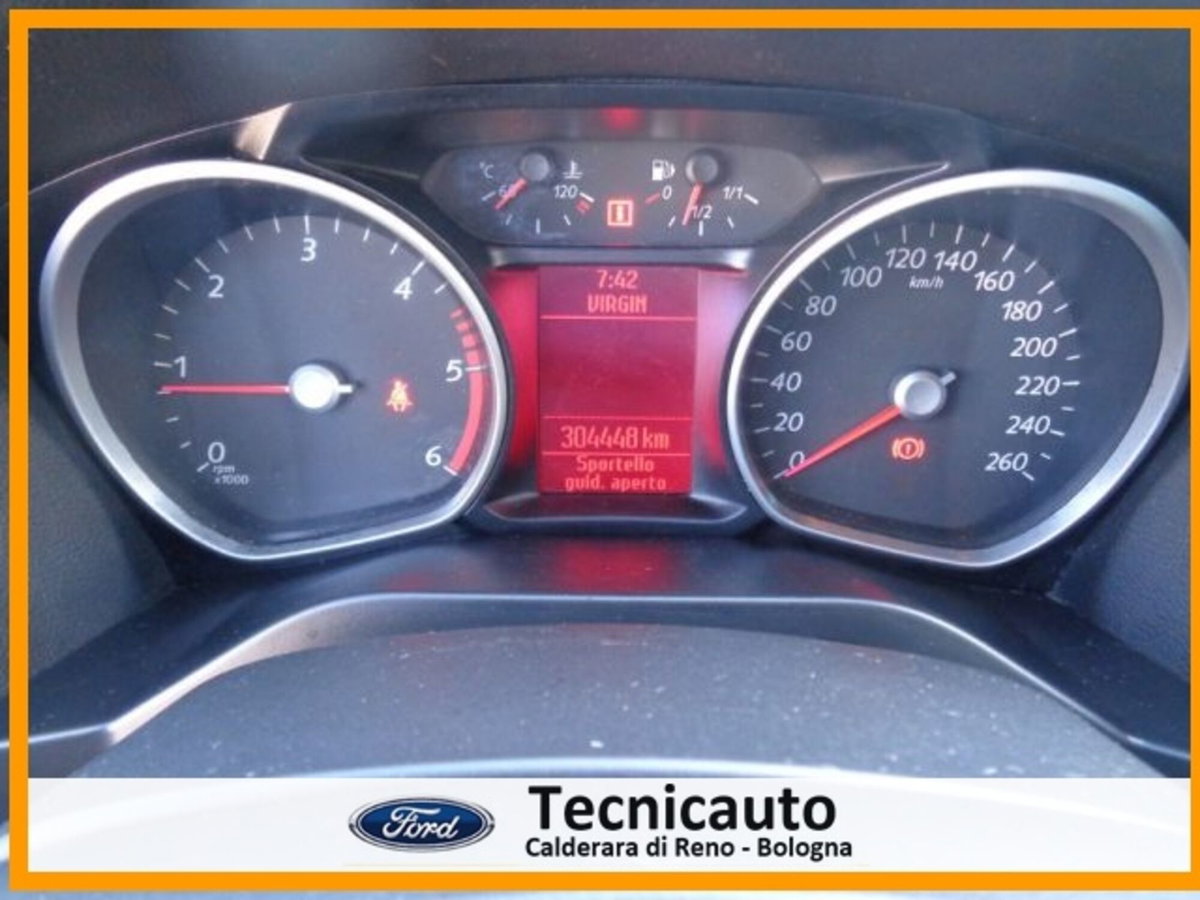 Ford S-Max 2.0 TDCi 140CV Titanium (18)
