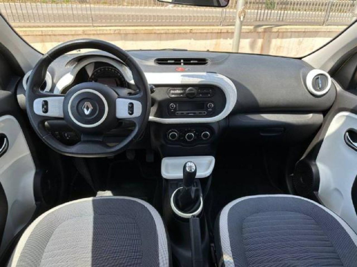 Renault Twingo 1.0 SCe Wave (11)