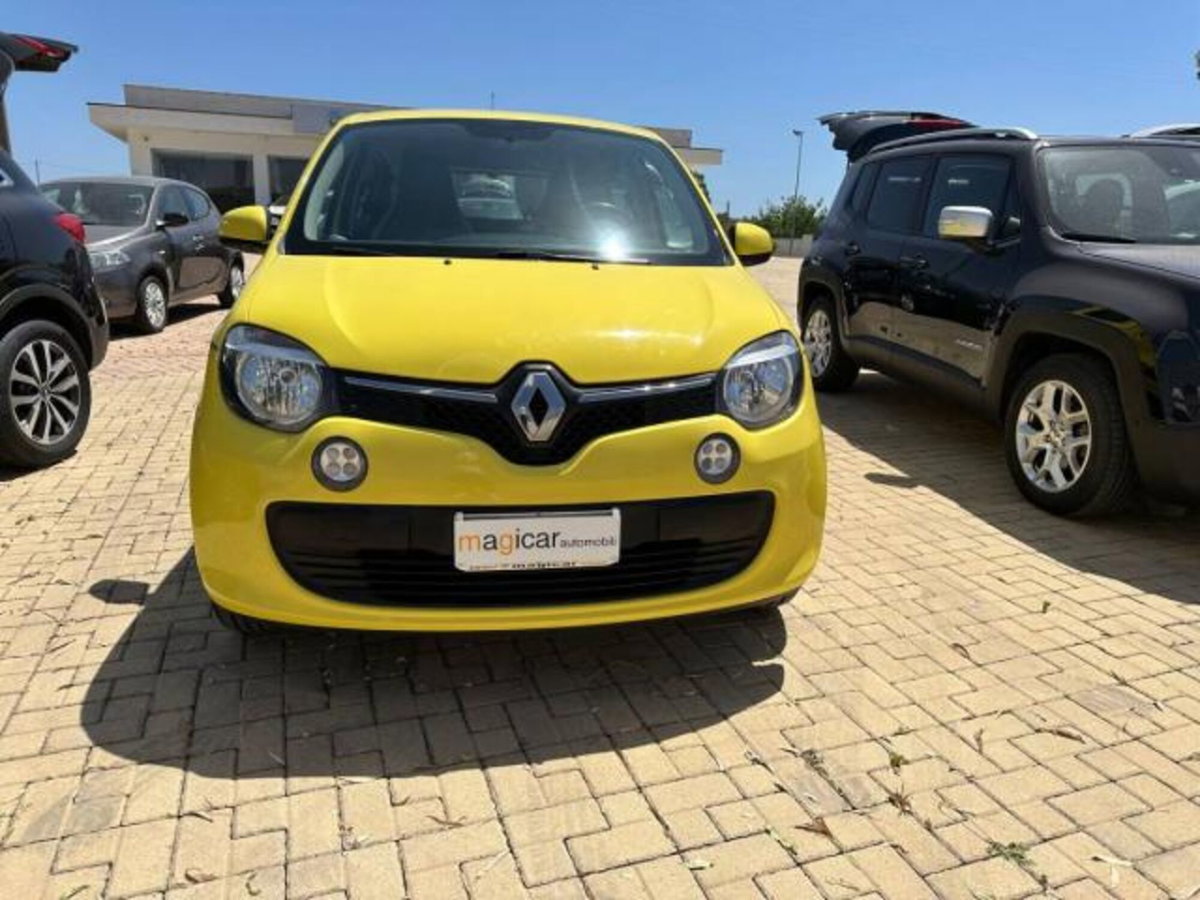 Renault Twingo 1.0 SCe Wave (2)