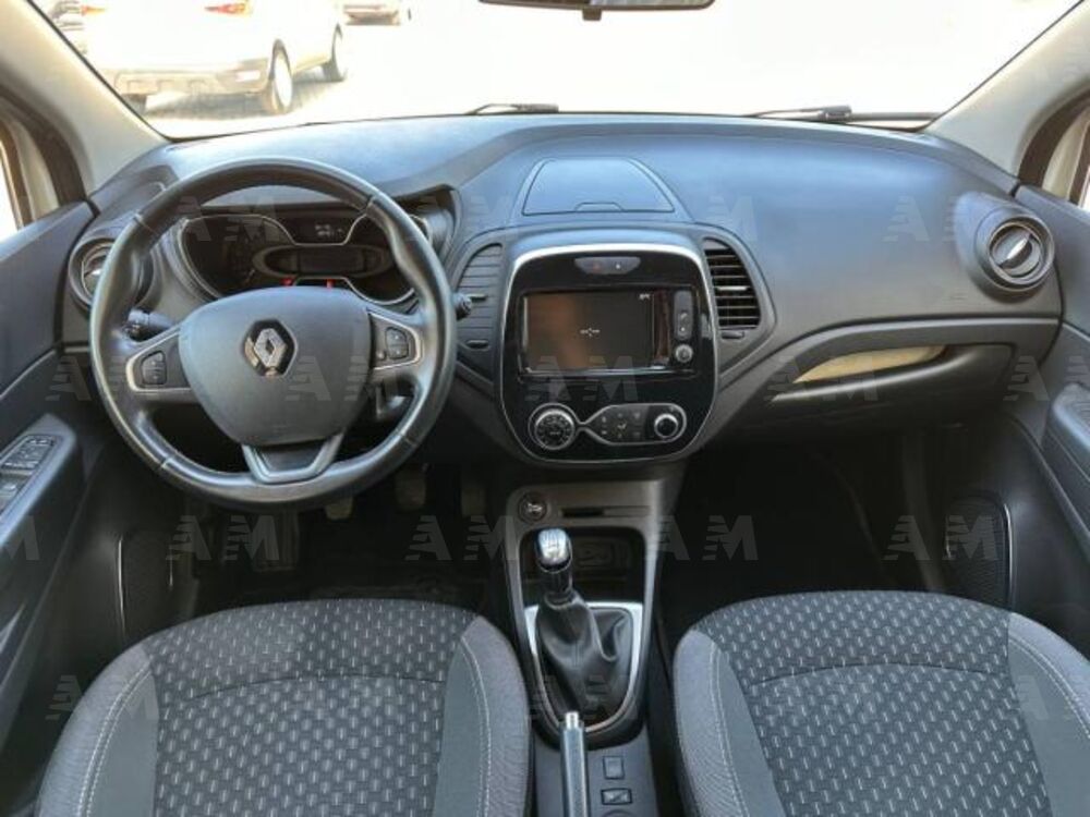 Renault Captur 1.5 dCi 8V 110 CV Start&Stop Intens (13)
