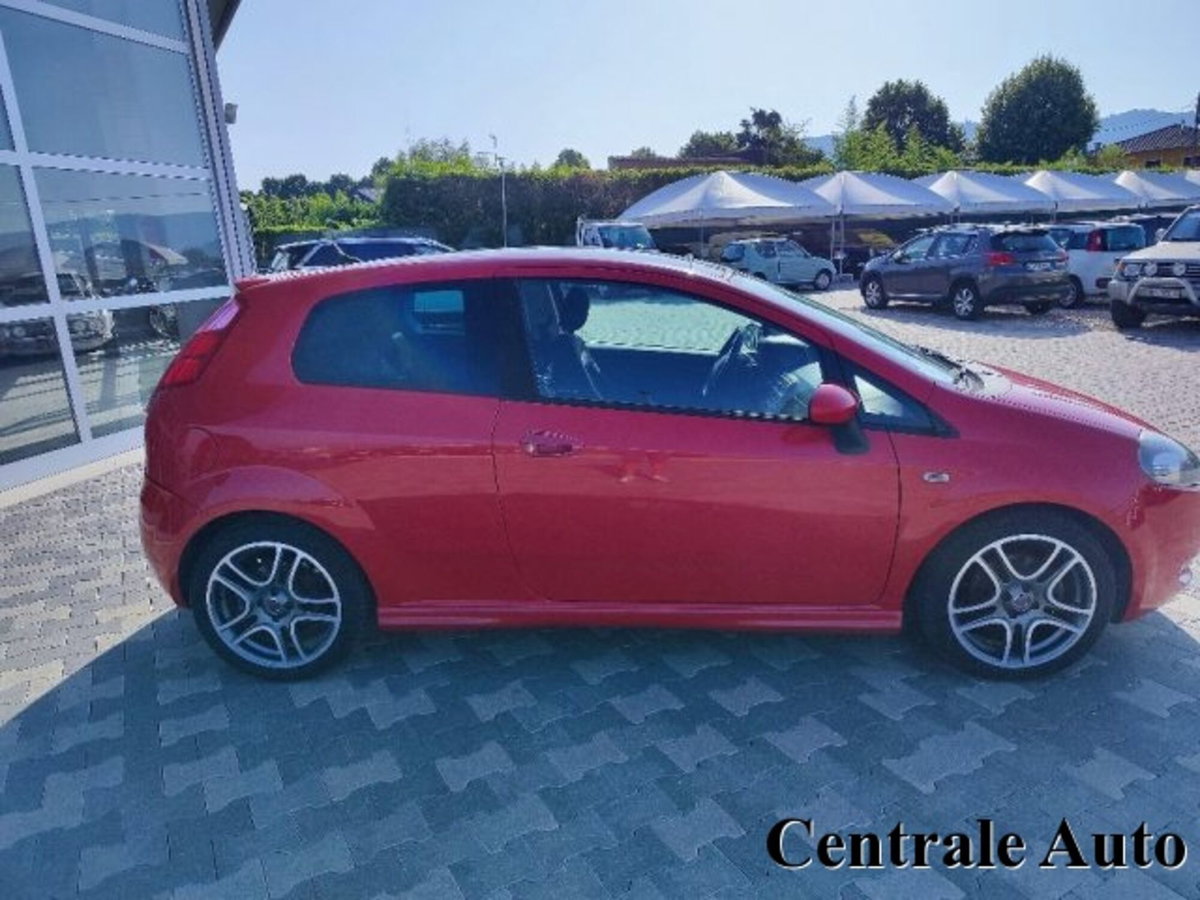 Fiat Grande Punto 1.4 T-Jet 16V 3 porte Sport (12)