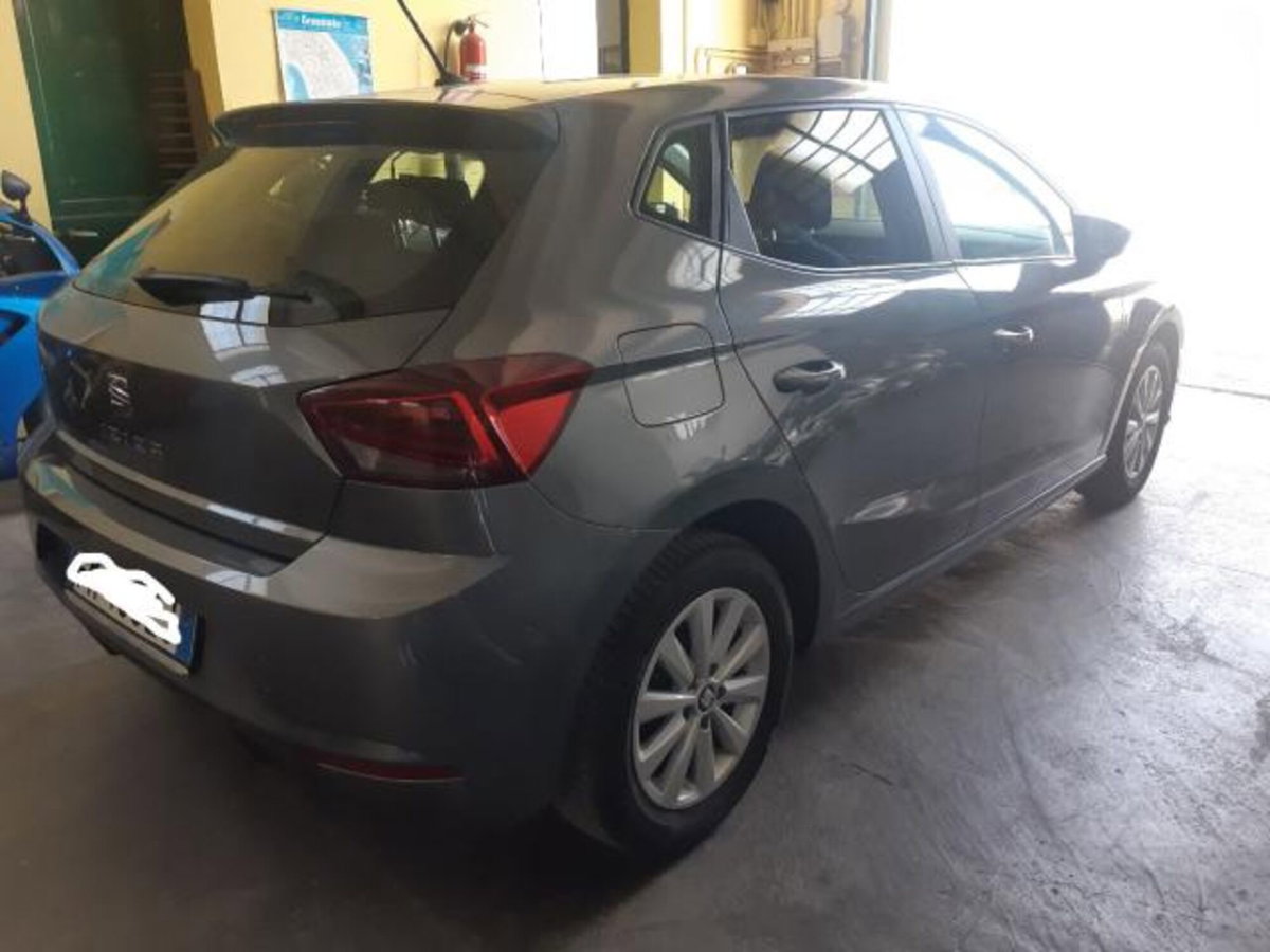 SEAT Ibiza 1.0 75 CV 5p. Connect Grey (3)