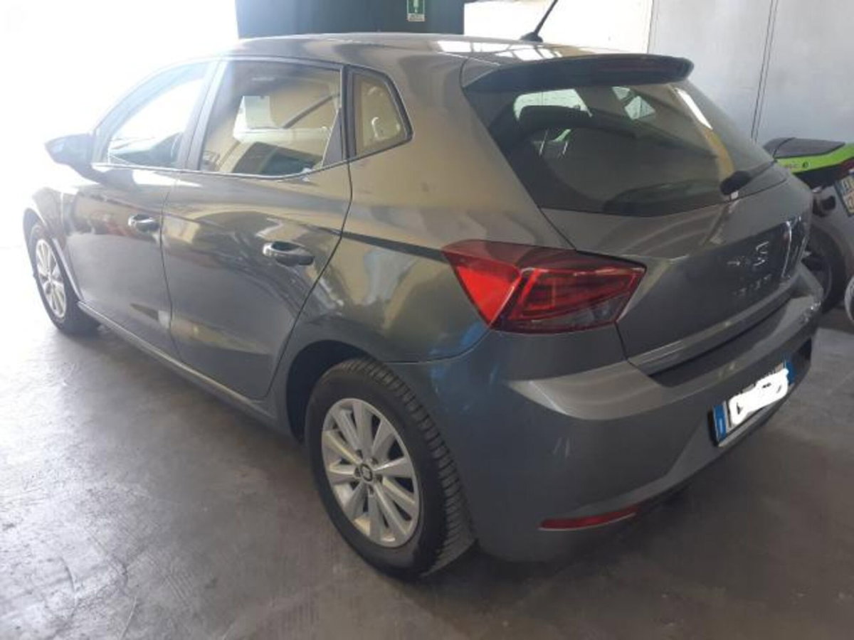 SEAT Ibiza 1.0 75 CV 5p. Connect Grey (4)