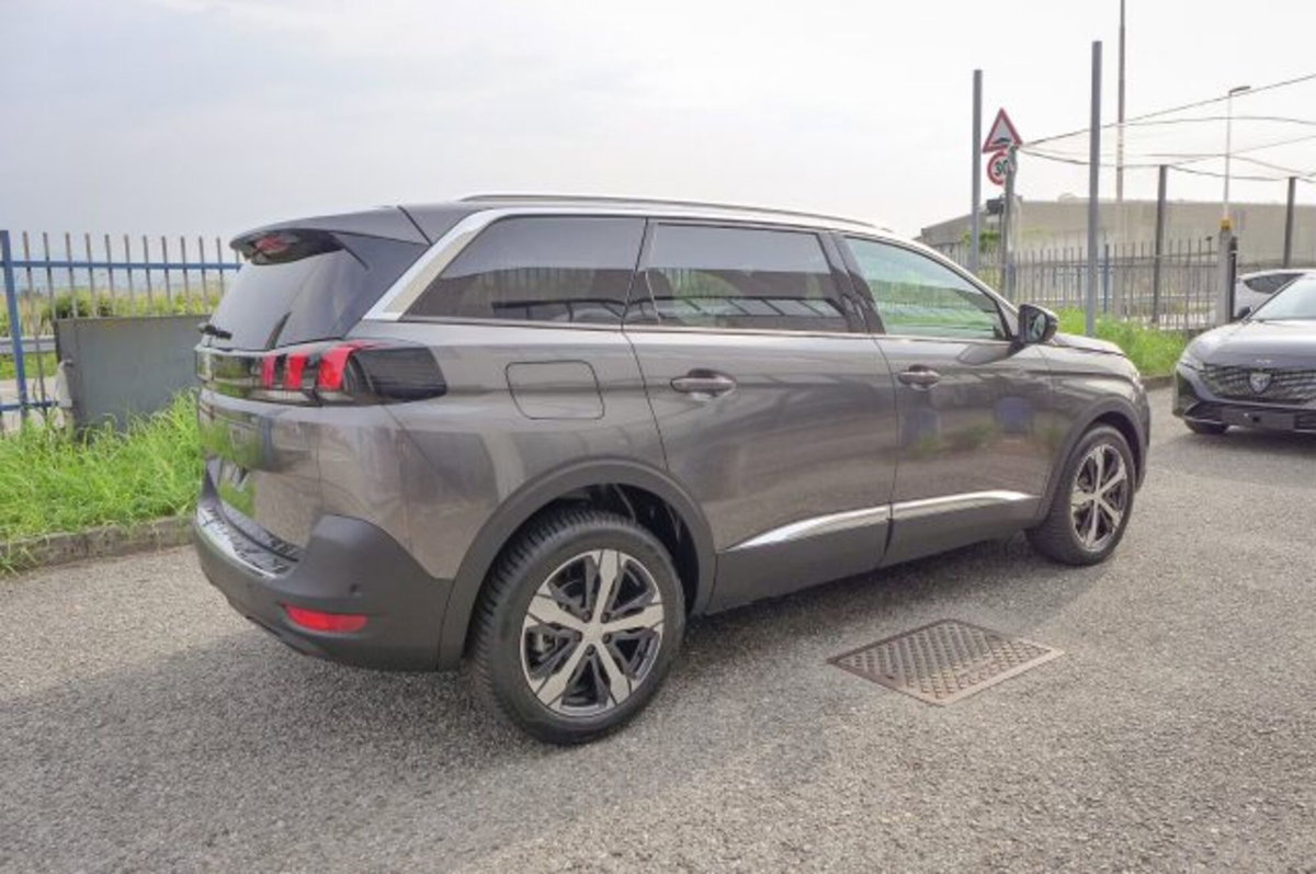 Peugeot 5008 1.5 bluehdi Allure Pack s&s 130cv eat8 (3)