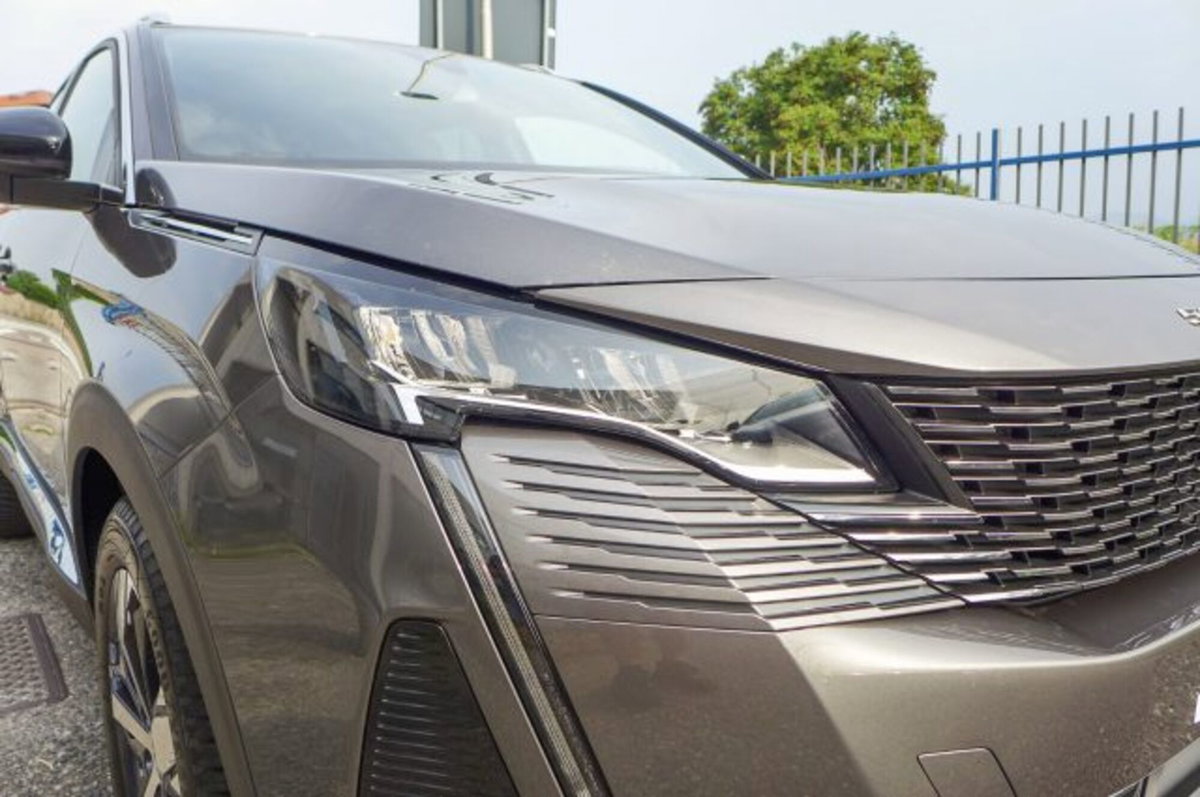 Peugeot 5008 1.5 bluehdi Allure Pack s&s 130cv eat8 (5)