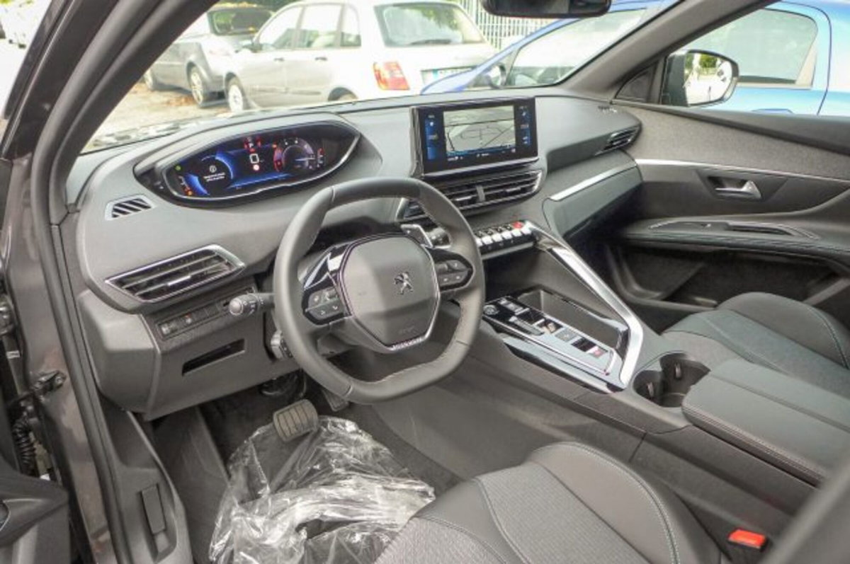 Peugeot 5008 1.5 bluehdi Allure Pack s&s 130cv eat8 (7)