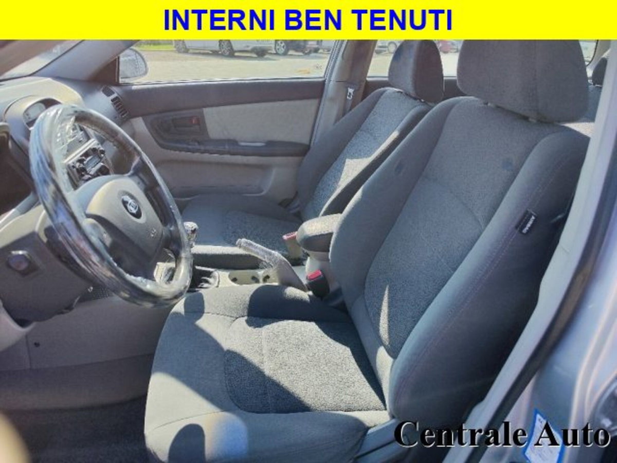 Kia Cerato 1.5 16V CRDi 5p. EX Life (7)
