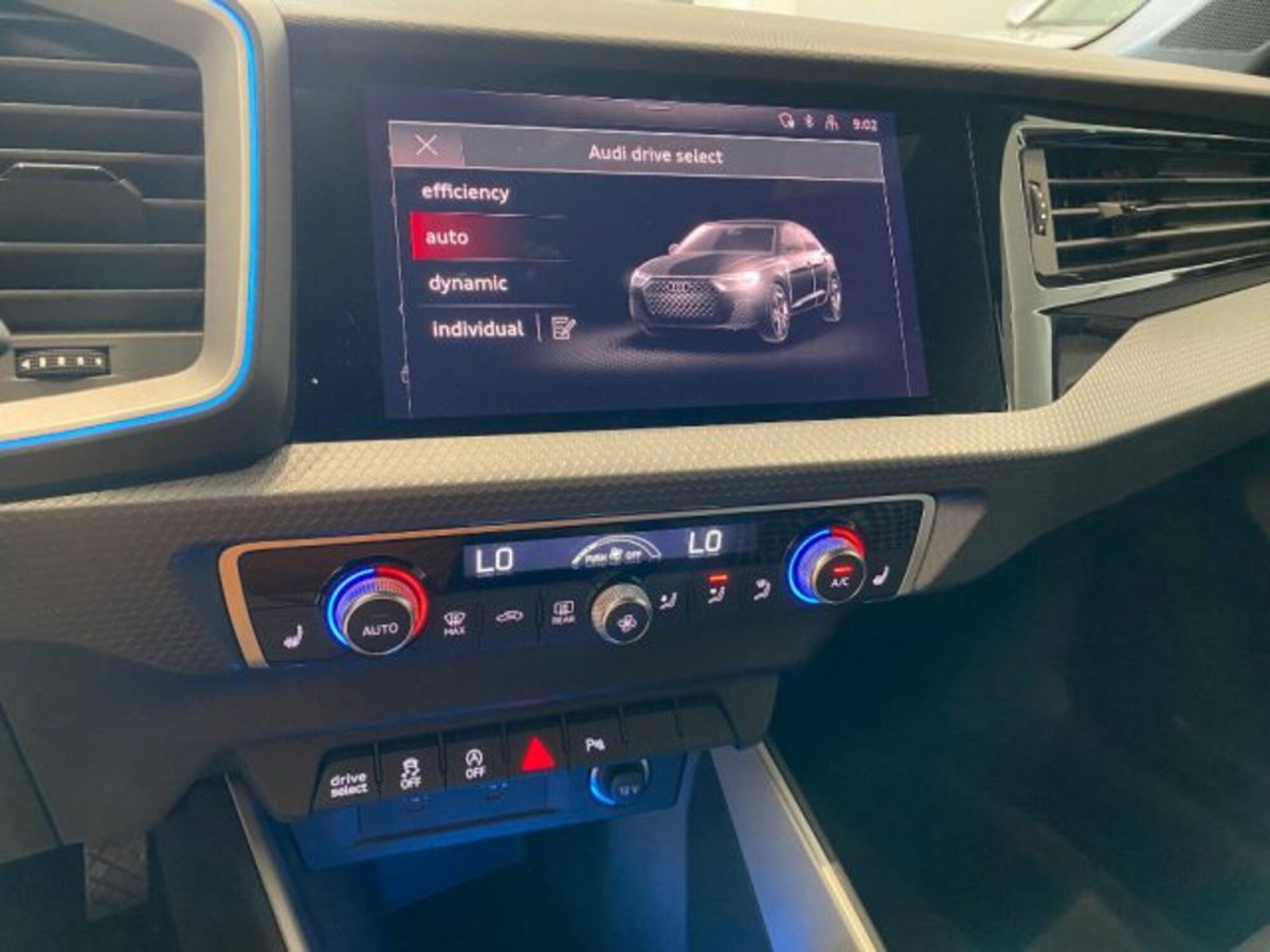 Audi A1 Sportback 30 TFSI S tronic S line edition (15)