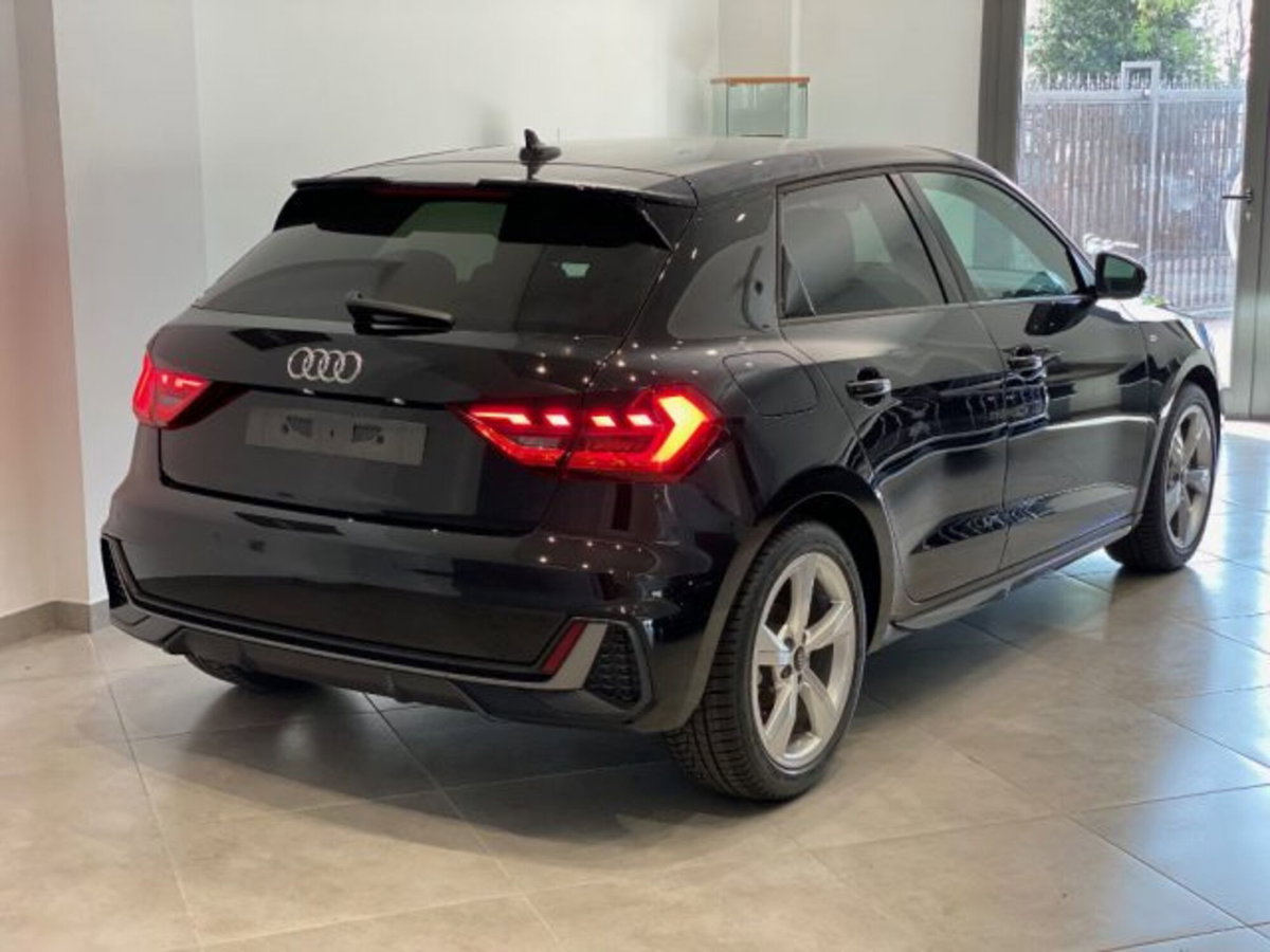 Audi A1 Sportback 30 TFSI S tronic S line edition (5)