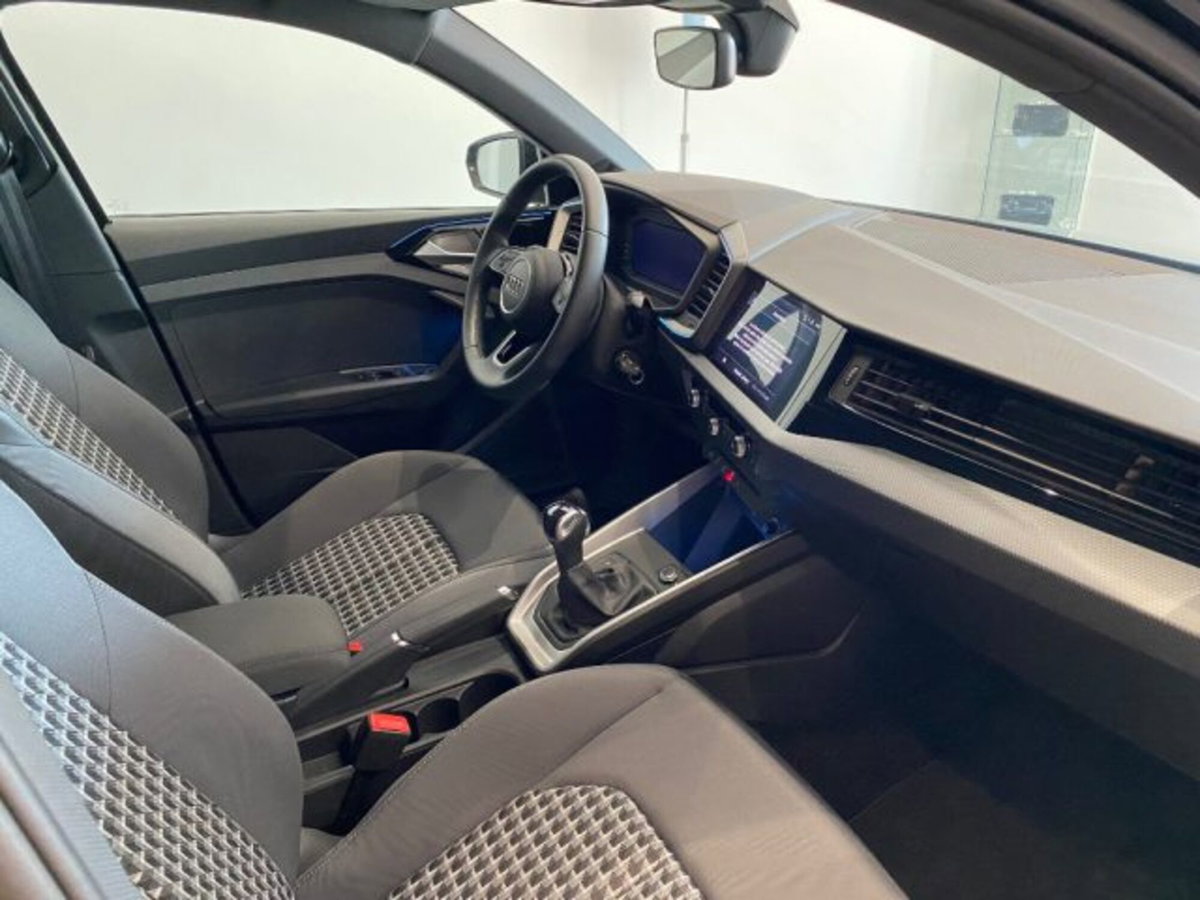 Audi A1 Sportback 30 TFSI S tronic S line edition (8)