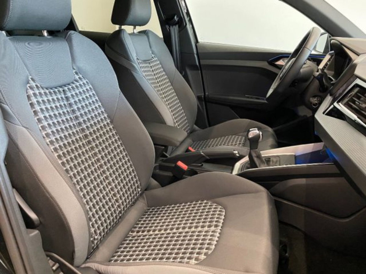 Audi A1 Sportback 30 TFSI S tronic S line edition (9)