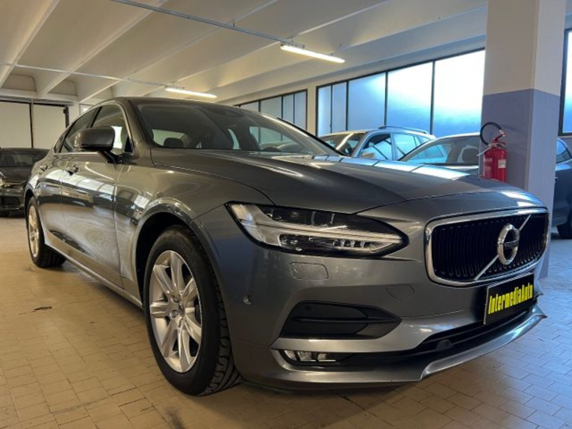 Volvo S90 D4 Geartronic Momentum 