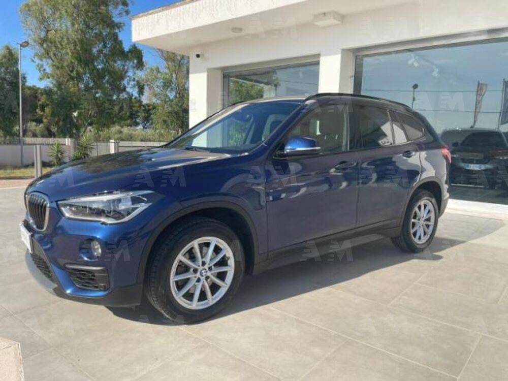 BMW X1 sDrive18d Business (4)