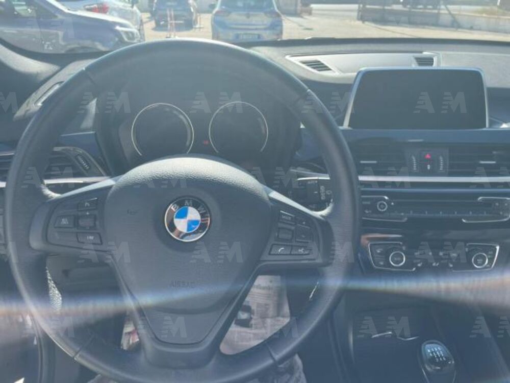 BMW X1 sDrive18d Business (6)