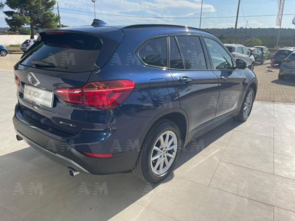 BMW X1 sDrive18d Business (8)