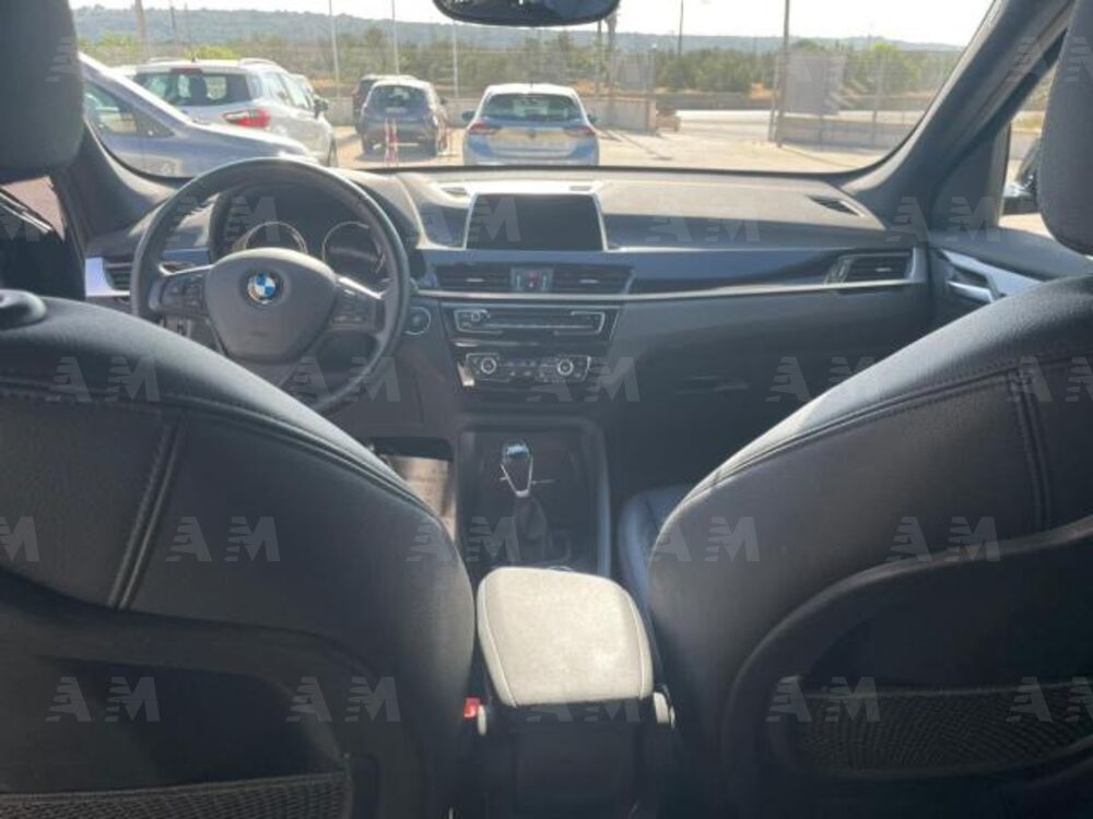 BMW X1 sDrive18d Business (9)