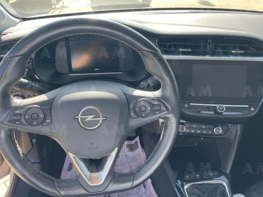 Opel Corsa 1.2 Elegance (8)