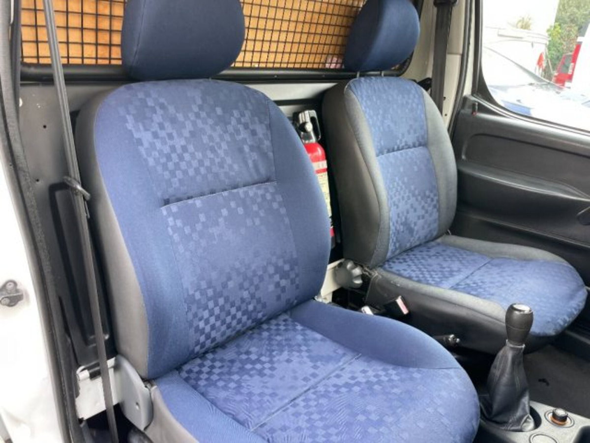 Peugeot Ranch Furgone 1.4 Furgone Eco Metano Origin (4)