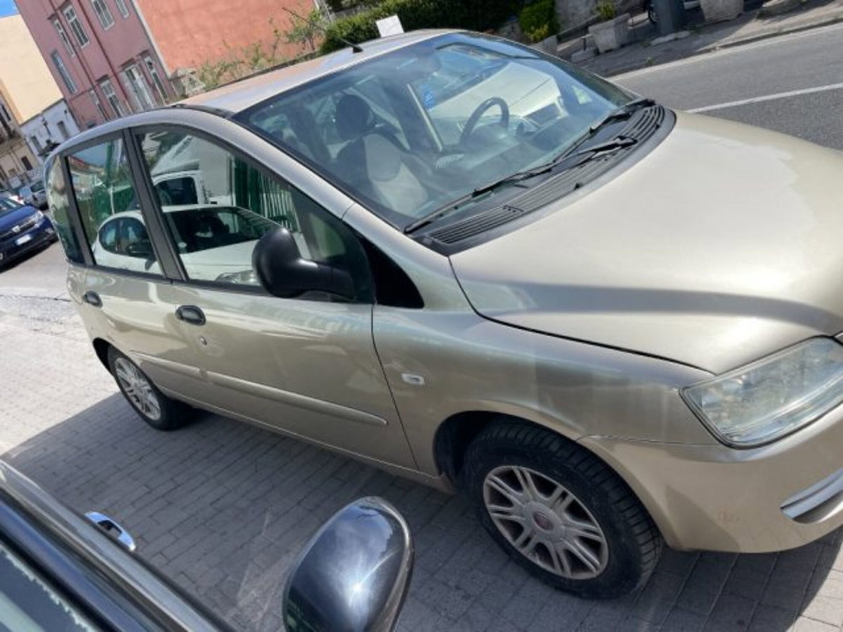 Fiat Multipla 1.6 16V Dynamic (2)