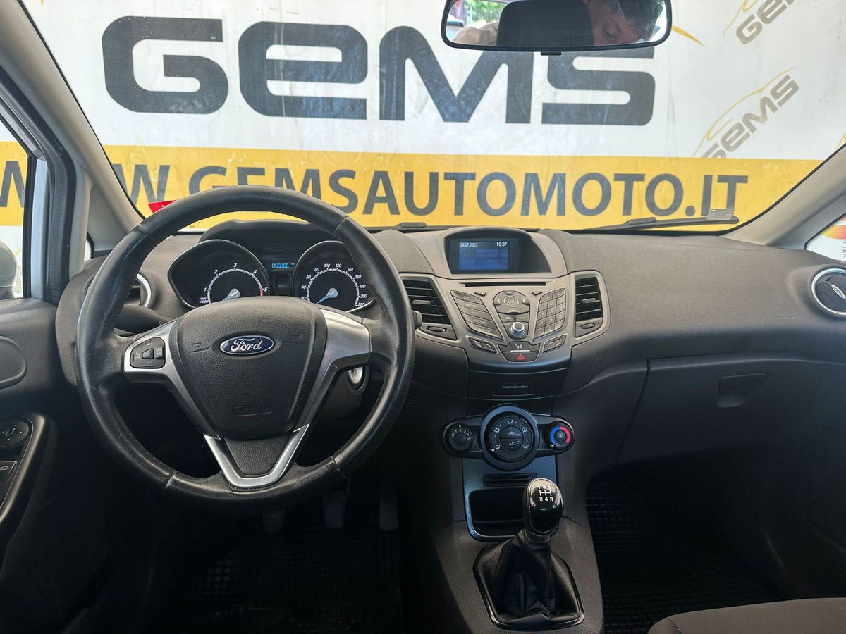 Ford Fiesta Plus 1.5 TDCi 75CV 5 porte (9)
