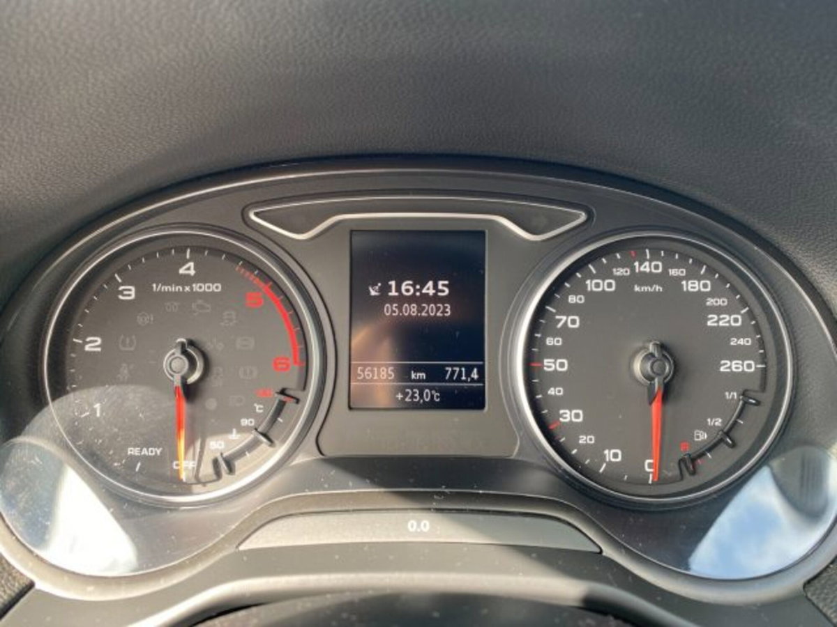 Audi Q2 Q2 30 TDI Admired (11)