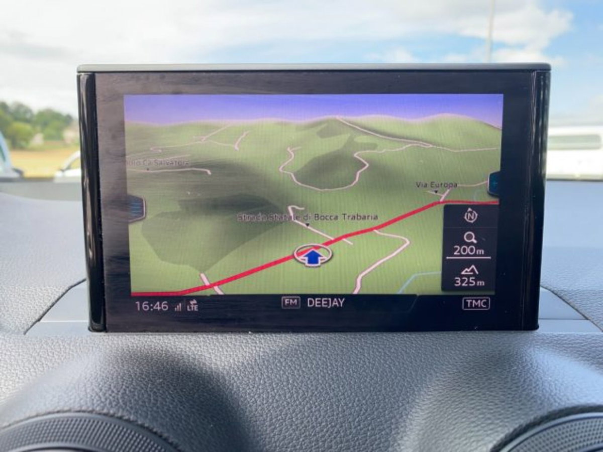 Audi Q2 Q2 30 TDI Admired (13)