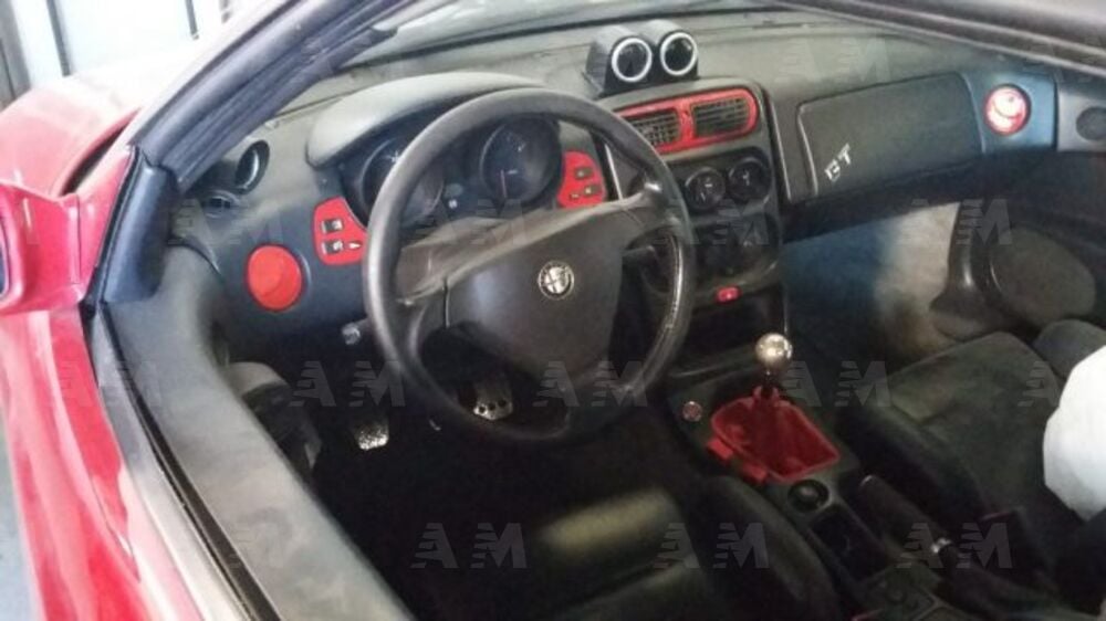 Alfa Romeo Gtv 2.0i 16V Twin Spark cat L (5)
