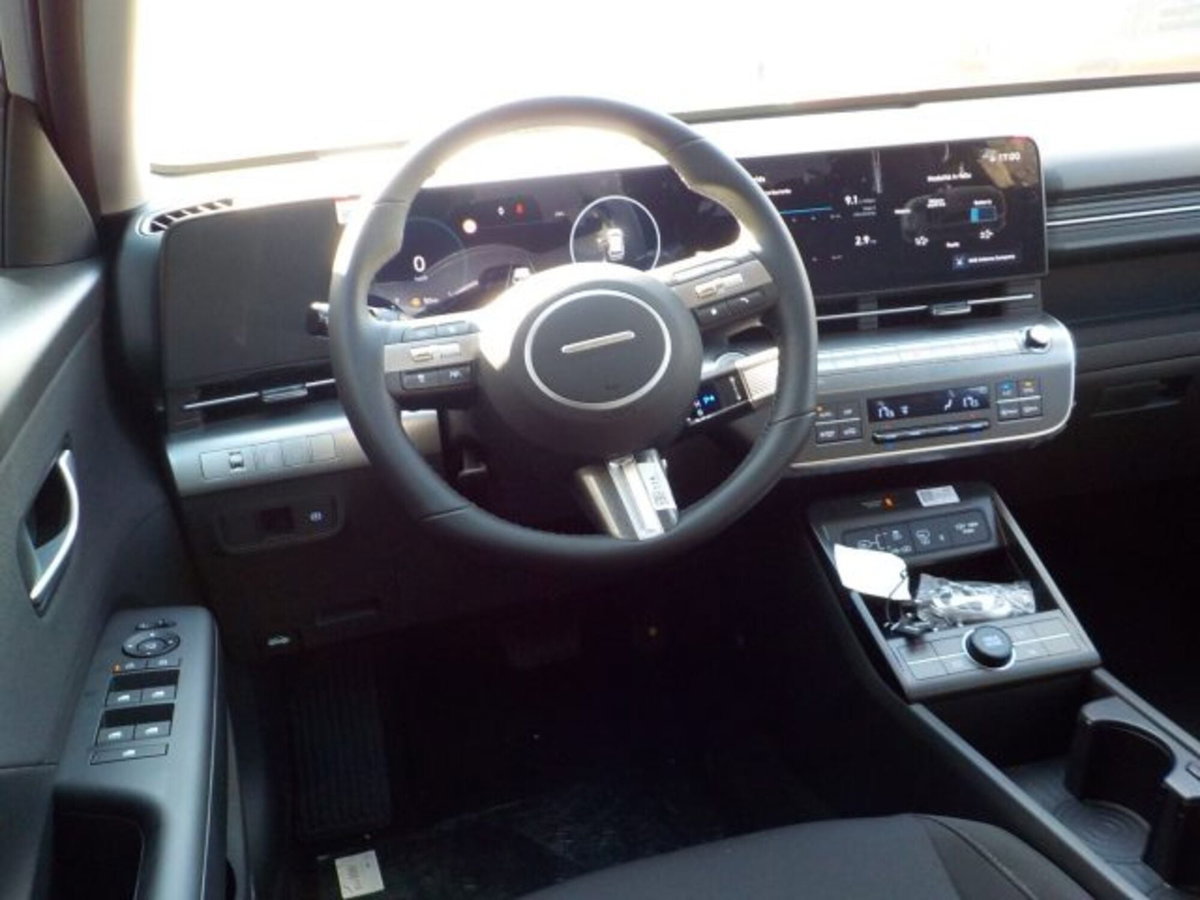 Hyundai Kona 1.6 gdi hev XTech 2wd 138cv dct (6)