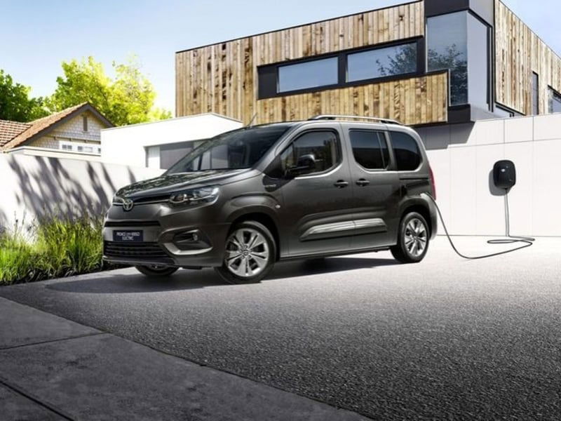 Toyota Proace City Verso Electric City Verso Electric 50kWh L1 Short D Executive nuovo