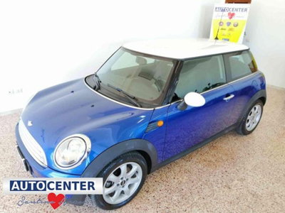 MINI Mini 1.6 16V Cooper (3)
