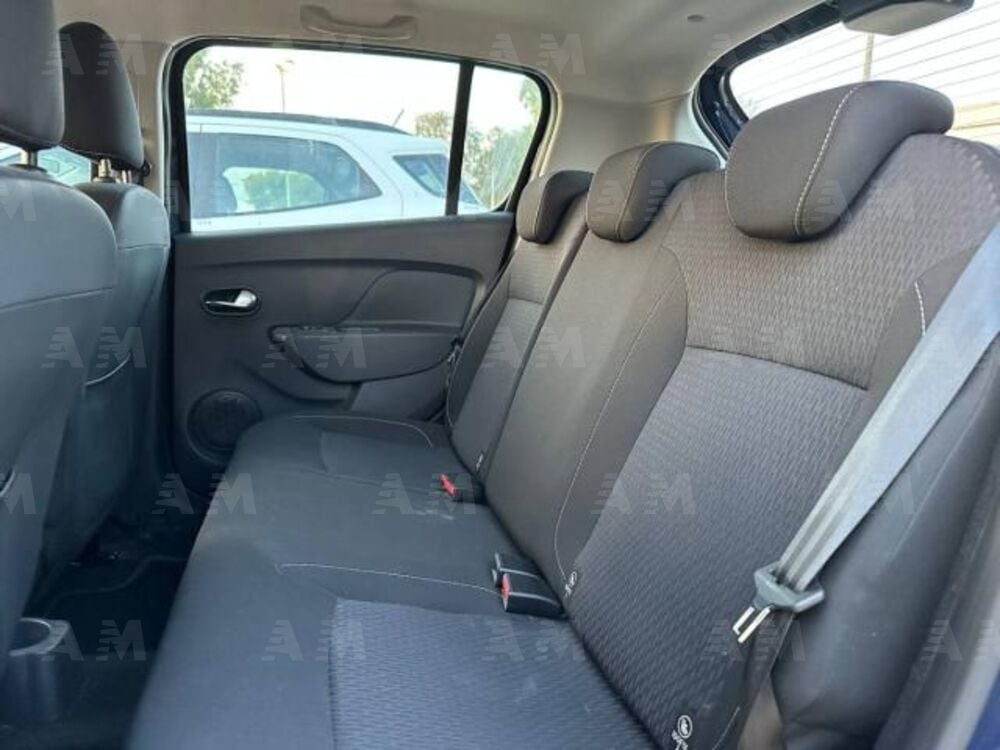 Dacia Sandero 1.5 dCi 8V 75CV Start&Stop SS Ambiance Family (10)