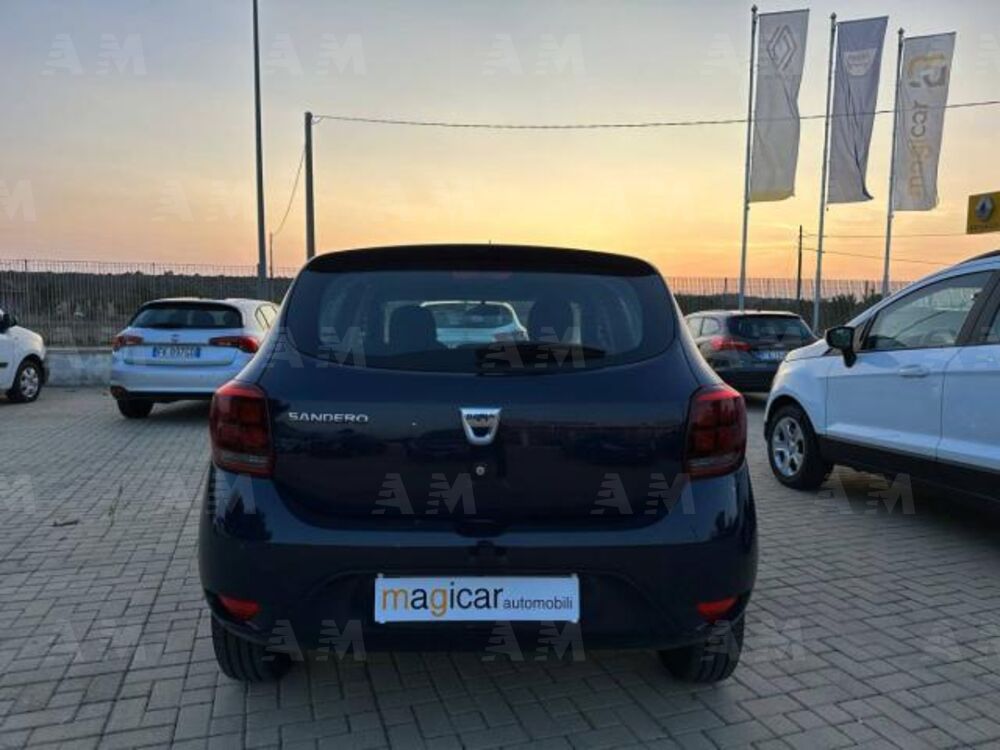 Dacia Sandero 1.5 dCi 8V 75CV Start&Stop SS Ambiance Family (5)