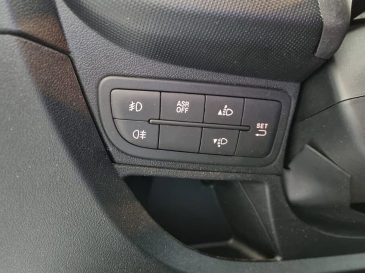 Fiat Fiorino 1.3 MJT 80CV Combi Semi SX (16)