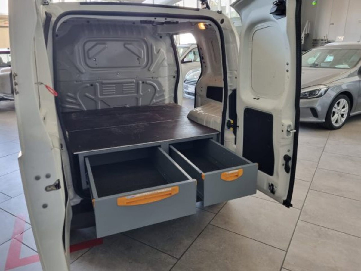 Fiat Fiorino 1.3 MJT 80CV Combi Semi SX (8)